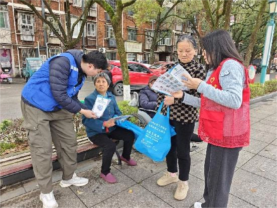 ​昌河街道昌盛社区开展节水宣传活动