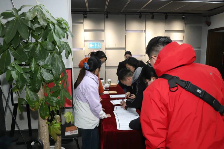 滋养四季 韵动心智  ——沪上艺术疗愈科普活动守护儿童青少年心灵成长