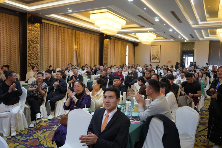 乡情聚势筑生态 AI创富启新程|老乡驿站3·29创业峰会圆满落幕