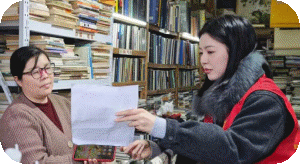 周路口街道广场社区开展知识产权宣传进商铺活动