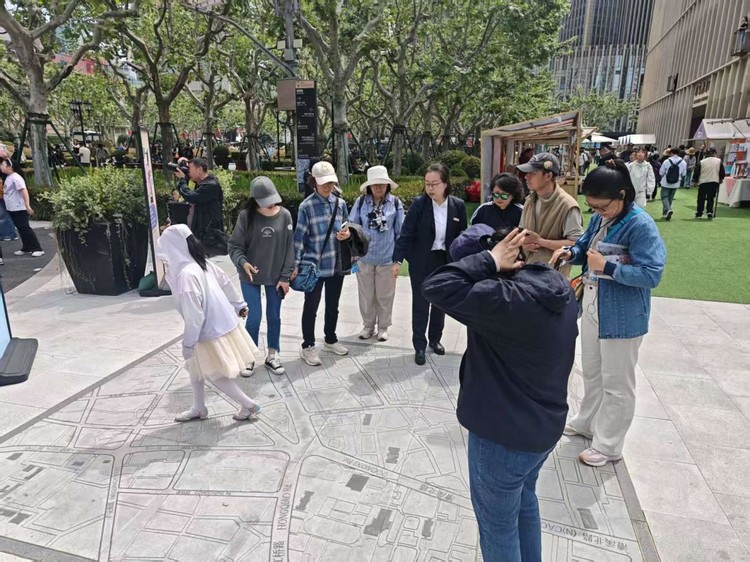晴雨皆有乐，从徐家汇源景区阅见城市精神  城市行走串起历史与未来，露天演出融汇人文与活力