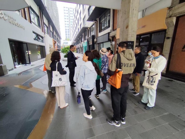 晴雨皆从容：徐家汇源赋能城市品牌软实力