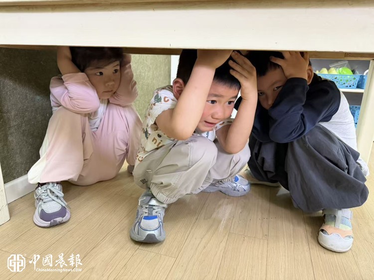 杭州市丁兰第二幼儿园：避震演练进行时，以演筑防护平安
