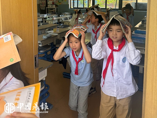 以“演”筑安，临“震”从容，这一场场“安全大闯关”，护航校园守平安！