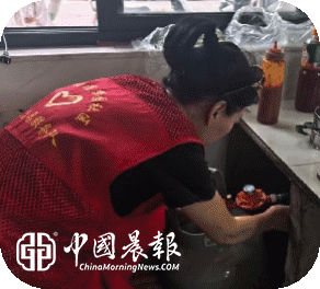 网格排查守食安 明白卡片护经营 | 昌河街道梦园社区扎实开展第二季度食品安全督查工作