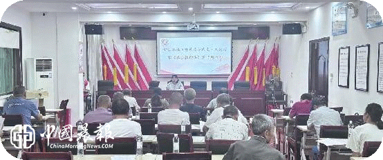珠山区民政局联合太白园街道在浙江路社区开展《社会救助法》宣传活动 珠山区民政局联合太白园街道在浙江路社区开展《社会救助法》宣传活动