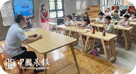严防溺水护童安!新村街道洪家山社区开展亲子防溺水安全宣传活动 严防溺水护童安!新村街道洪家山社区开展亲子防溺水安全宣传活动