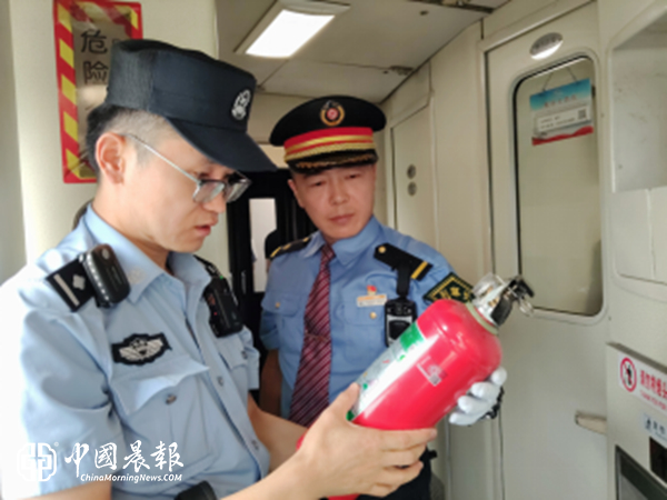 40℃酷暑淬炼初心 百分百温情守护旅途IK9786次列车全力迎战2026年暑运