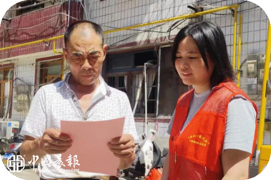 守护银发幸福 织密反诈防护网 | 太白园街道小路园社区开展老年人反诈宣传活动 守护银发幸福 织密反诈防护网 | 太白园街道小路园社区开展老年人反诈宣传活动