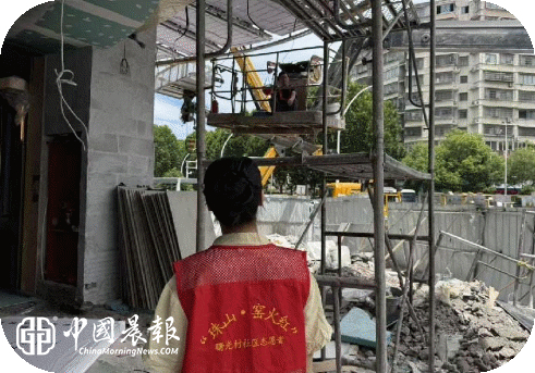 太白园街道曙光村社区开展“闻‘风’而动严防范 筑牢防线护民安”台风安全防范工作 太白园街道曙光村社区开展“闻‘风’而动严防范 筑牢防线护民安”台风安全防范工作