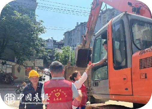 炎炎夏日送清凉 心系一线暖人心 | 新村街道洪家山社区开展夏日送清凉慰问活动 炎炎夏日送清凉 心系一线暖人心 | 新村街道洪家山社区开展夏日送清凉慰问活动