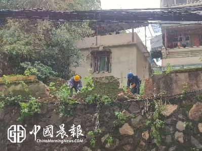 监督履职解民忧·修缮危墙保平安|新村街道茶叶坞社区纪检监督小组为民办实事 监督履职解民忧·修缮危墙保平安|新村街道茶叶坞社区纪检监督小组为民办实事