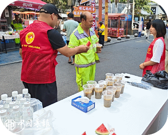 盛夏送清凉 暖心护一线 | 珠山区总工会联动周路口街道赛跑坦社区助力优化营商环境