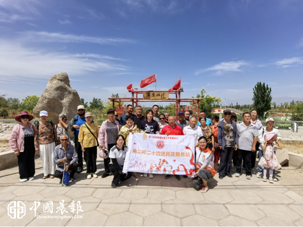 走出家门忆军垦 温情服务暖残心  24团民政服务站助力残友社会融入