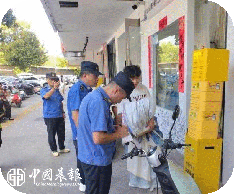 珠山街道城管中队:开展陶阳里景区周边充电宝桩占道经营整治行动 珠山街道城管中队:开展陶阳里景区周边充电宝桩占道经营整治行动