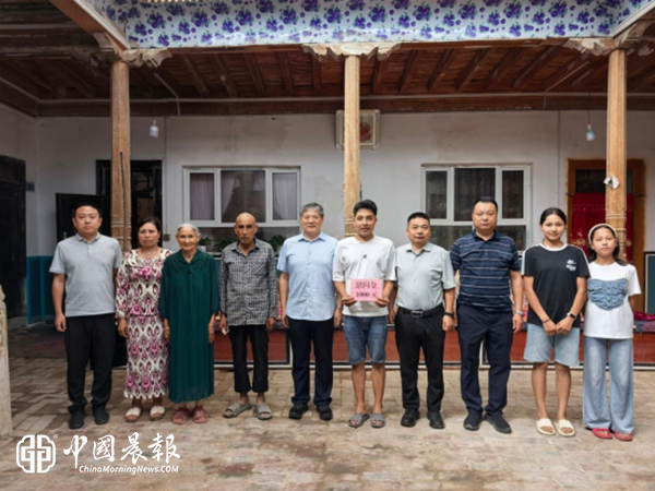 暖心助学践初心 真情帮扶暖人心｜ 喀什陕西商会联合汉中职业技术学院走访慰问南疆追梦学子