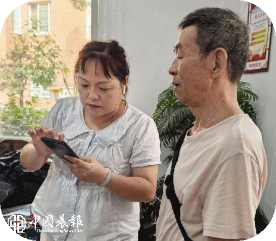 太白园街道曙光村社区开展“暖心帮办代办 服务直达民心”活动