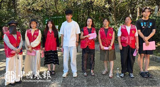 西郊街道退役军人服务站开展中元节文明祭扫宣传活动