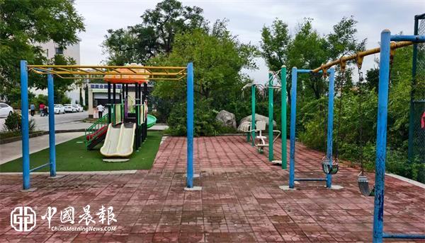 黄学友小小说之——裂隙