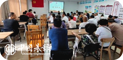 ​太白园街道戴家弄社区开展全民国防教育宣讲活动
