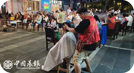党建引领·工会暖心·爱进万家 |  西郊街道汪王庙社区开展公益便民活动