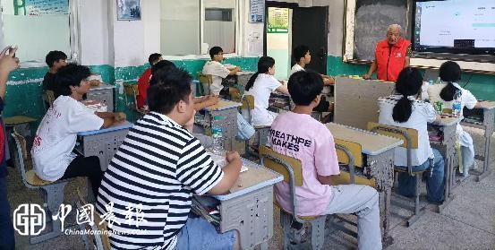 勿忘九一八   吾辈当自强：西郊街道景航社区新时代文明实践站开展爱国主义进校园活动