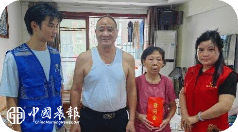 ​西郊街道昌南湖社区：中秋慰问送温情 关爱困难群体暖人心
