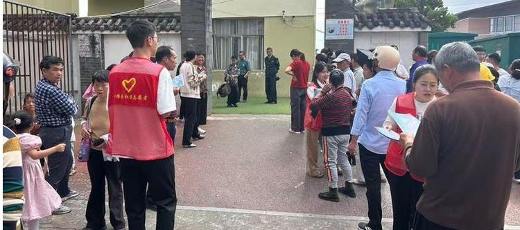 反诈宣传进校园 守护群众钱袋子|太白园街道小路园社区开展反诈宣传活动