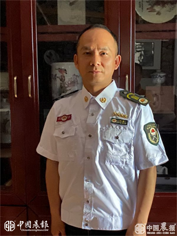 江西省国防文化陶瓷艺术书画院院长——“胡涂”大师陶瓷艺术鉴赏
