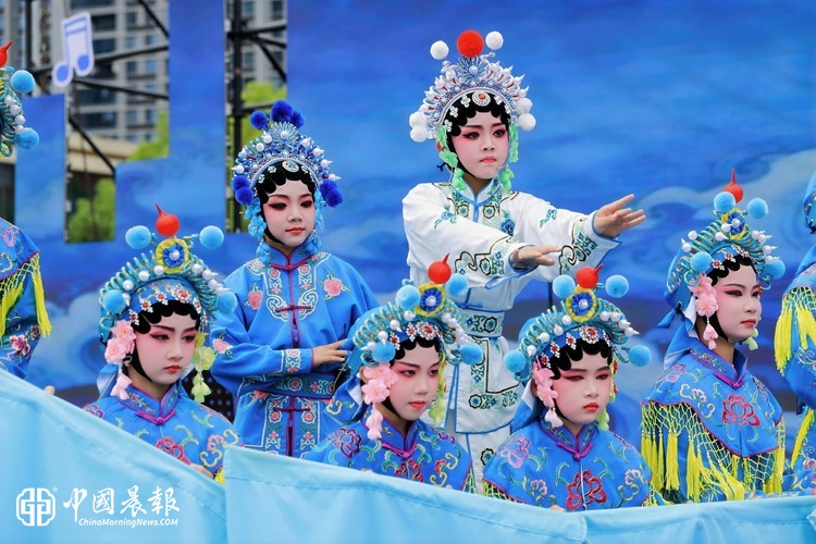 大慈岩小学昆曲节目.jpg