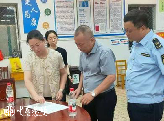 食品安全进校园 守护成长每一餐  |  昌河街道开展校园食品安全专项督导