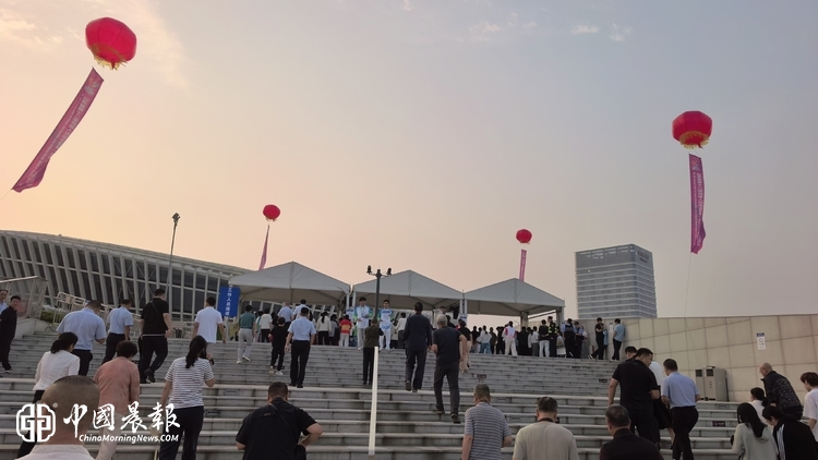 沂蒙热土绽芳华 无畏追梦向未来——————  山东省第十二届残运会暨第一届特奥会临沂启幕