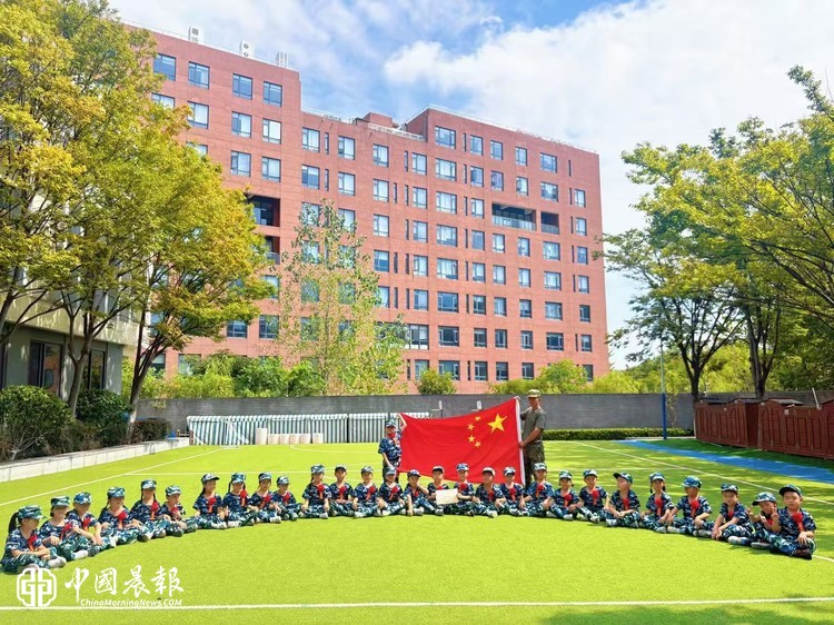 大班小小兵上线！迷彩童年，勇敢启航！