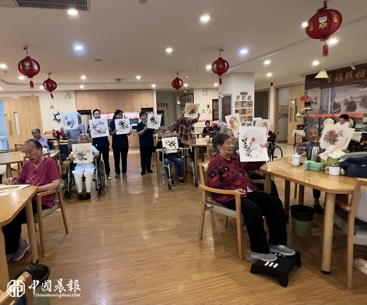 墨暖重阳 丹青敬夕阳——北山街道开展重阳节书画敬老慰问活动